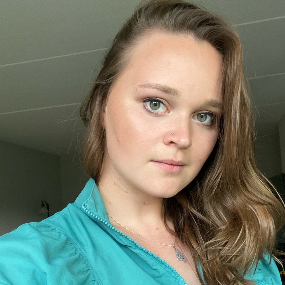 Meet your Posher, Anne